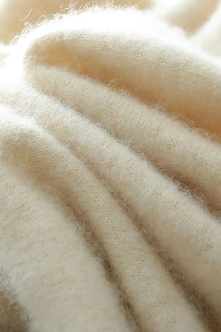 CASHMERE & SUEDE